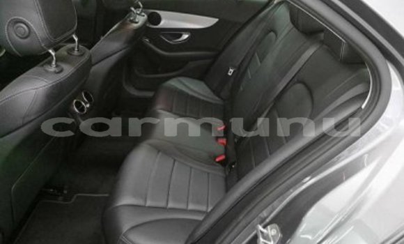 Acheter Occasion Voiture Mercedes-Benz C–Class Gris à Brazzaville, Commune de Brazzaville Acheter Occasion Voiture Mercedes-Benz C–Class Gris à Brazzaville, Commune de Brazzaville