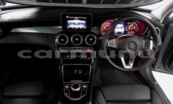 Acheter Occasion Voiture Mercedes-Benz C–Class Gris à Brazzaville, Commune de Brazzaville Acheter Occasion Voiture Mercedes-Benz C–Class Gris à Brazzaville, Commune de Brazzaville
