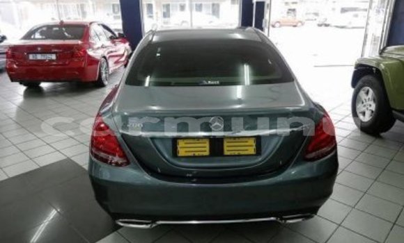 Acheter Occasion Voiture Mercedes-Benz C–Class Gris à Brazzaville, Commune de Brazzaville Acheter Occasion Voiture Mercedes-Benz C–Class Gris à Brazzaville, Commune de Brazzaville