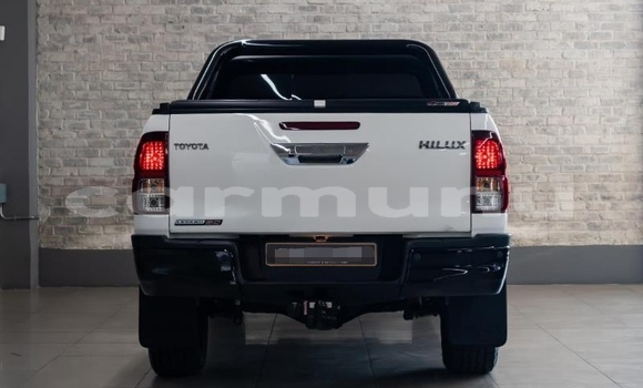 Acheter Occasion Voiture Toyota Hilux Blanc à Brazzaville, Commune de Brazzaville Acheter Occasion Voiture Toyota Hilux Blanc à Brazzaville, Commune de Brazzaville