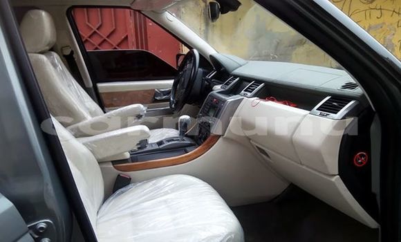 Buy Used Land Rover Range Rover Silver Car in Brazzaville in Municipality of Brazzaville Buy Used Land Rover Range Rover Silver Car in Brazzaville in Municipality of Brazzaville