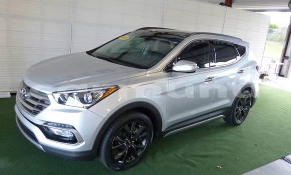 Buy Import Hyundai Santa Fe Silver Car in Brazzaville in Municipality of Brazzaville Buy Import Hyundai Santa Fe Silver Car in Brazzaville in Municipality of Brazzaville
