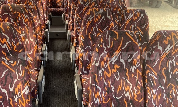 Acheter Import Utilitaire Mercedes‒Benz Truck Beige à Pointe–Noire, Région du Kouilou Acheter Import Utilitaire Mercedes‒Benz Truck Beige à Pointe–Noire, Région du Kouilou