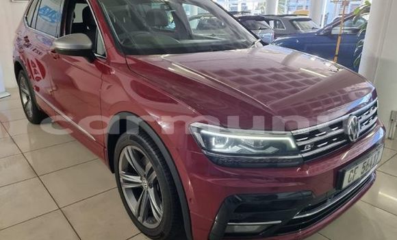 Buy Used Volkswagen Tiguan Red Car in Brazzaville in Municipality of Brazzaville Buy Used Volkswagen Tiguan Red Car in Brazzaville in Municipality of Brazzaville