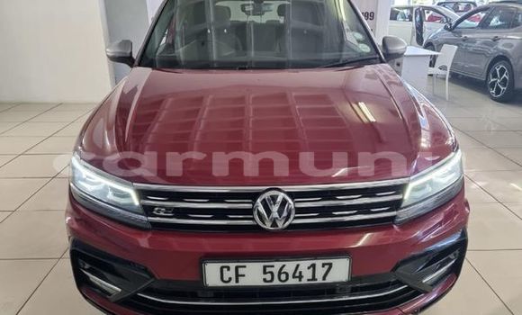 Buy Used Volkswagen Tiguan Red Car in Brazzaville in Municipality of Brazzaville Buy Used Volkswagen Tiguan Red Car in Brazzaville in Municipality of Brazzaville