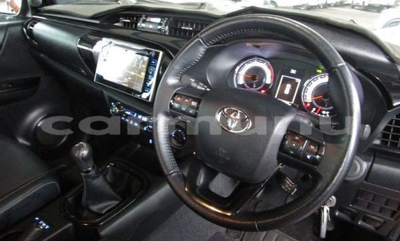 Buy Used Toyota Hilux Brown Car in Brazzaville in Municipality of Brazzaville Buy Used Toyota Hilux Brown Car in Brazzaville in Municipality of Brazzaville