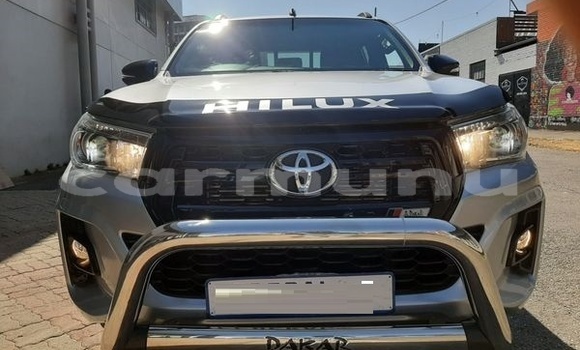 Buy Used Toyota Hilux Silver Car in Brazzaville in Municipality of Brazzaville Buy Used Toyota Hilux Silver Car in Brazzaville in Municipality of Brazzaville
