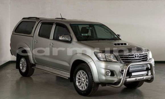 Buy Used Toyota Hilux Silver Car in Brazzaville in Municipality of Brazzaville Buy Used Toyota Hilux Silver Car in Brazzaville in Municipality of Brazzaville