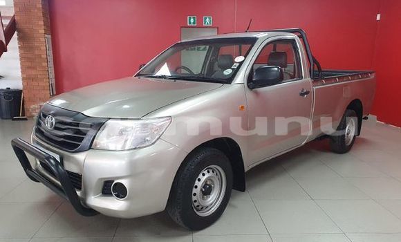 Buy Used Toyota Hilux Silver Car in Brazzaville in Municipality of Brazzaville Buy Used Toyota Hilux Silver Car in Brazzaville in Municipality of Brazzaville