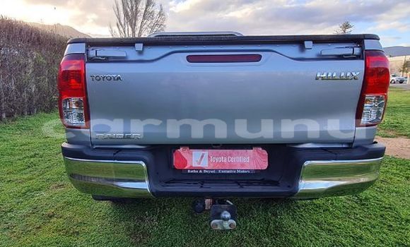 Buy Used Toyota Hilux Silver Car in Brazzaville in Municipality of Brazzaville Buy Used Toyota Hilux Silver Car in Brazzaville in Municipality of Brazzaville