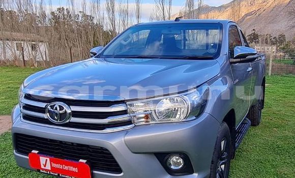 Buy Used Toyota Hilux Silver Car in Brazzaville in Municipality of Brazzaville Buy Used Toyota Hilux Silver Car in Brazzaville in Municipality of Brazzaville