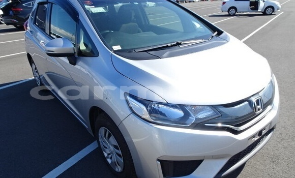 Buy Used Honda FIT Silver Car in Brazzaville in Municipality of Brazzaville Buy Used Honda FIT Silver Car in Brazzaville in Municipality of Brazzaville