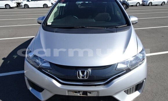 Buy Used Honda FIT Silver Car in Brazzaville in Municipality of Brazzaville Buy Used Honda FIT Silver Car in Brazzaville in Municipality of Brazzaville