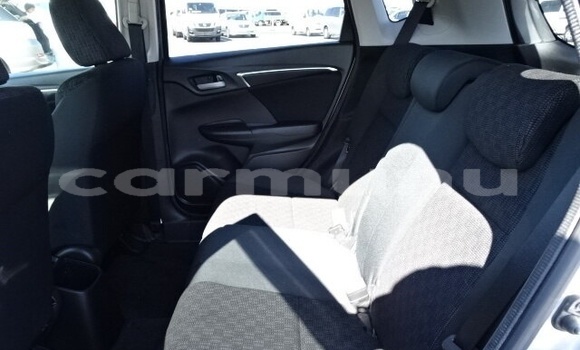 Buy Used Honda FIT Silver Car in Brazzaville in Municipality of Brazzaville Buy Used Honda FIT Silver Car in Brazzaville in Municipality of Brazzaville