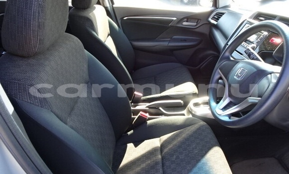 Buy Used Honda FIT Silver Car in Brazzaville in Municipality of Brazzaville Buy Used Honda FIT Silver Car in Brazzaville in Municipality of Brazzaville