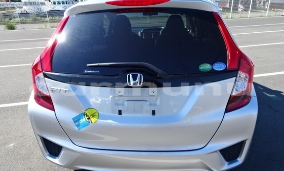 Buy Used Honda FIT Silver Car in Brazzaville in Municipality of Brazzaville Buy Used Honda FIT Silver Car in Brazzaville in Municipality of Brazzaville