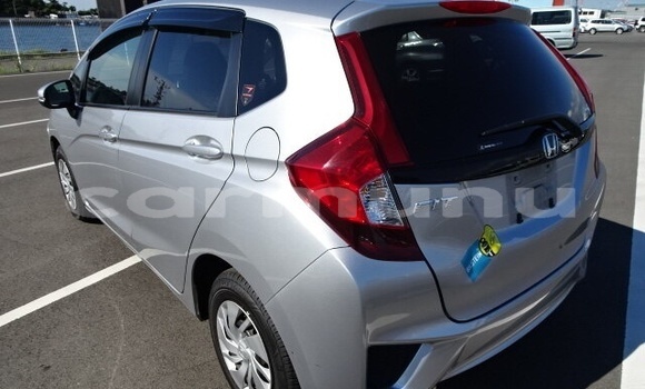 Buy Used Honda FIT Silver Car in Brazzaville in Municipality of Brazzaville Buy Used Honda FIT Silver Car in Brazzaville in Municipality of Brazzaville