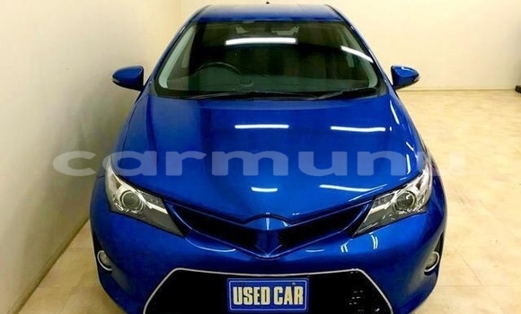 Buy Used Toyota Auris Blue Car in Brazzaville in Municipality of Brazzaville Buy Used Toyota Auris Blue Car in Brazzaville in Municipality of Brazzaville