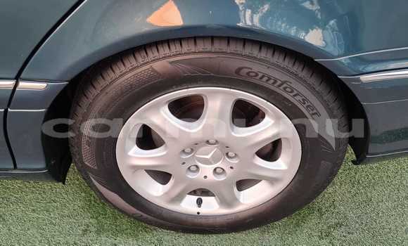 Acheter Occasion Voiture Mercedes-Benz S-klasse Vert à Import - Dubai, Région de la Bouenza Acheter Occasion Voiture Mercedes-Benz S-klasse Vert à Import - Dubai, Région de la Bouenza