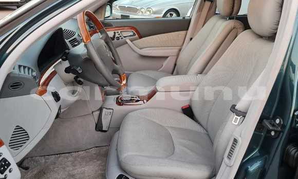 Acheter Occasion Voiture Mercedes-Benz S-klasse Vert à Import - Dubai, Région de la Bouenza Acheter Occasion Voiture Mercedes-Benz S-klasse Vert à Import - Dubai, Région de la Bouenza