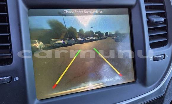 Acheter Import Voiture Chrysler 300 Blanc à Brazzaville, Commune de Brazzaville Acheter Import Voiture Chrysler 300 Blanc à Brazzaville, Commune de Brazzaville