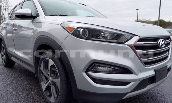 Acheter Import Voiture Hyundai Tucson Gris à Dolisie, Région du Niari Acheter Import Voiture Hyundai Tucson Gris à Dolisie, Région du Niari