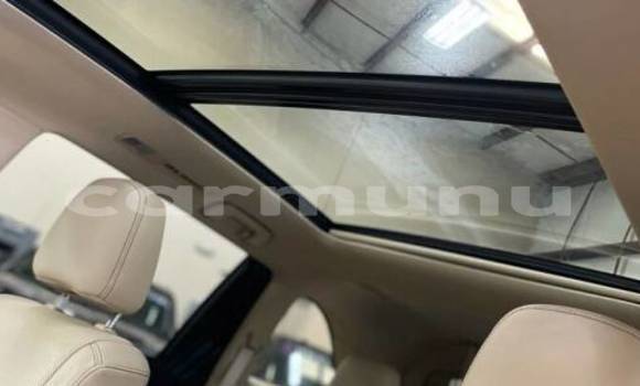 Buy Import Toyota Highlander White Car in Gamboma in uplands Buy Import Toyota Highlander White Car in Gamboma in uplands