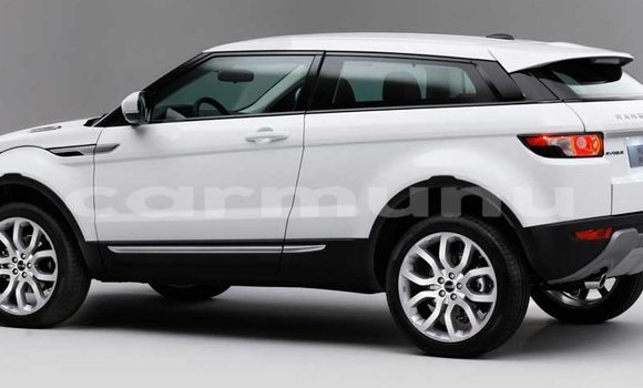 Acheter Neuf Voiture Range Rover Range Rover Blanc à Sibiti, Lékoumou Acheter Neuf Voiture Range Rover Range Rover Blanc à Sibiti, Lékoumou