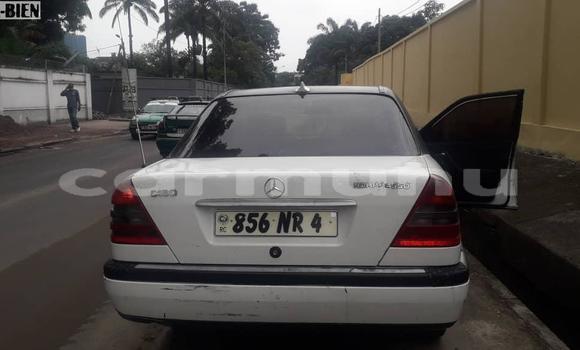 Acheter Occasion Voiture Mercedes Viano Blanc à Brazzaville, Commune de Brazzaville Acheter Occasion Voiture Mercedes Viano Blanc à Brazzaville, Commune de Brazzaville