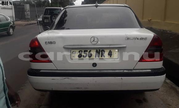 Acheter Occasion Voiture Mercedes Viano Blanc à Brazzaville, Commune de Brazzaville Acheter Occasion Voiture Mercedes Viano Blanc à Brazzaville, Commune de Brazzaville