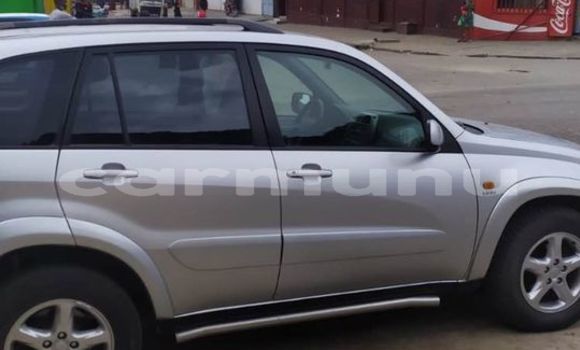 Acheter Occasion Voiture Toyota RAV4 Gris à Brazzaville, Commune de Brazzaville Acheter Occasion Voiture Toyota RAV4 Gris à Brazzaville, Commune de Brazzaville