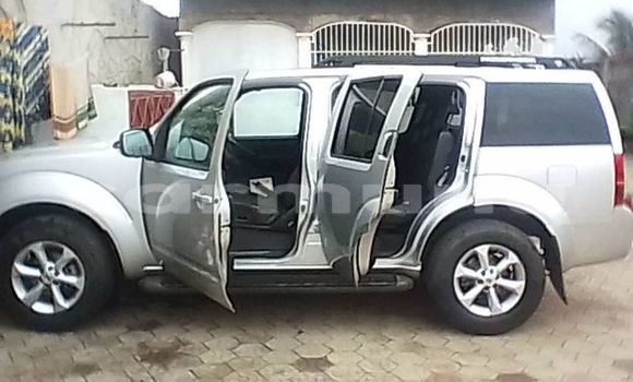 Acheter Occasion Voiture Nissan Patrol Gris à Brazzaville, Commune de Brazzaville Acheter Occasion Voiture Nissan Patrol Gris à Brazzaville, Commune de Brazzaville
