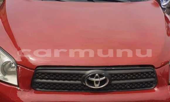 Acheter Occasion Voiture Toyota RAV4 Rouge à Brazzaville, Commune de Brazzaville Acheter Occasion Voiture Toyota RAV4 Rouge à Brazzaville, Commune de Brazzaville