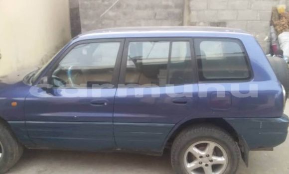 Acheter Occasion Voiture Toyota RAV4 Bleu à Brazzaville, Commune de Brazzaville Acheter Occasion Voiture Toyota RAV4 Bleu à Brazzaville, Commune de Brazzaville