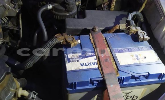 Acheter Occasion Voiture Toyota Hilux Blanc à Brazzaville, Commune de Brazzaville Acheter Occasion Voiture Toyota Hilux Blanc à Brazzaville, Commune de Brazzaville