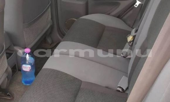 Acheter Occasion Voiture Toyota RAV4 Gris à Brazzaville, Commune de Brazzaville Acheter Occasion Voiture Toyota RAV4 Gris à Brazzaville, Commune de Brazzaville