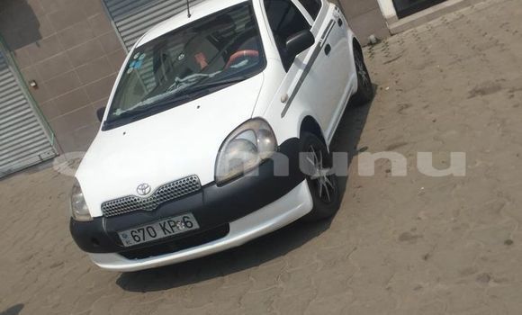 Acheter Occasion Voiture Toyota Yaris Blanc à Brazzaville, Commune de Brazzaville Acheter Occasion Voiture Toyota Yaris Blanc à Brazzaville, Commune de Brazzaville