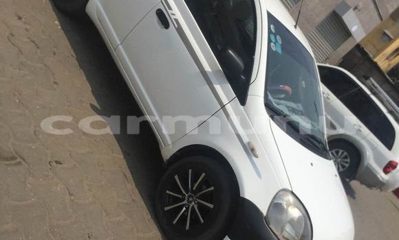 Acheter Occasion Voiture Toyota Yaris Blanc à Brazzaville, Commune de Brazzaville Acheter Occasion Voiture Toyota Yaris Blanc à Brazzaville, Commune de Brazzaville