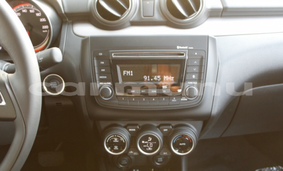 Acheter Import Voiture Suzuki Swift Noir à Import - Dubai, Région de la Bouenza Acheter Import Voiture Suzuki Swift Noir à Import - Dubai, Région de la Bouenza