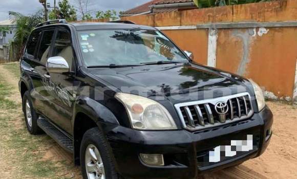 Acheter Occasion Voiture Toyota Land Cruiser Prado Noir à Brazzaville, Commune de Brazzaville Acheter Occasion Voiture Toyota Land Cruiser Prado Noir à Brazzaville, Commune de Brazzaville