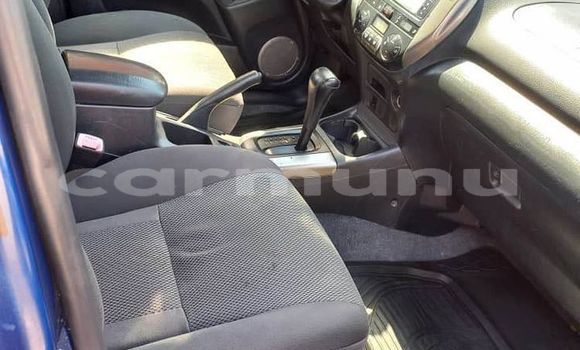 Acheter Occasion Voiture Toyota RAV4 Bleu à Brazzaville, Commune de Brazzaville Acheter Occasion Voiture Toyota RAV4 Bleu à Brazzaville, Commune de Brazzaville