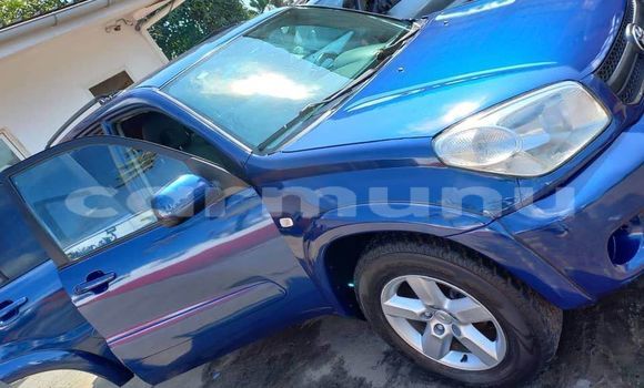 Acheter Occasion Voiture Toyota RAV4 Bleu à Brazzaville, Commune de Brazzaville Acheter Occasion Voiture Toyota RAV4 Bleu à Brazzaville, Commune de Brazzaville