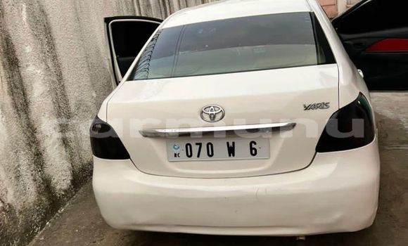 Acheter Occasion Voiture Toyota Yaris Blanc à Brazzaville, Commune de Brazzaville Acheter Occasion Voiture Toyota Yaris Blanc à Brazzaville, Commune de Brazzaville