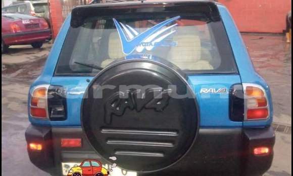 Acheter Occasion Voiture Toyota RAV4 Bleu à Brazzaville, Commune de Brazzaville Acheter Occasion Voiture Toyota RAV4 Bleu à Brazzaville, Commune de Brazzaville