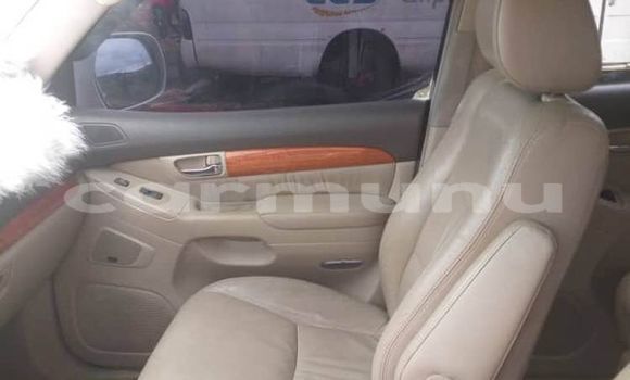 Acheter Occasion Voiture Toyota Land Cruiser Prado Blanc à Brazzaville, Commune de Brazzaville Acheter Occasion Voiture Toyota Land Cruiser Prado Blanc à Brazzaville, Commune de Brazzaville