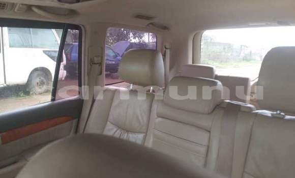 Acheter Occasion Voiture Toyota Land Cruiser Prado Blanc à Brazzaville, Commune de Brazzaville Acheter Occasion Voiture Toyota Land Cruiser Prado Blanc à Brazzaville, Commune de Brazzaville