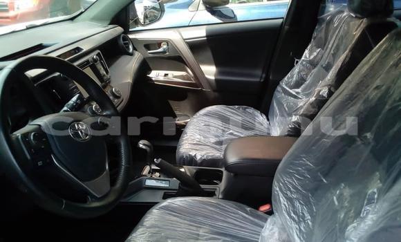 Acheter Occasion Voiture Toyota RAV4 Blanc à Brazzaville, Commune de Brazzaville Acheter Occasion Voiture Toyota RAV4 Blanc à Brazzaville, Commune de Brazzaville