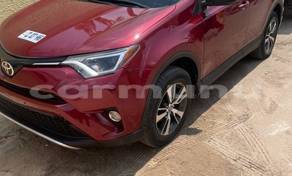 Acheter Occasion Voiture Toyota RAV4 Rouge à Brazzaville, Commune de Brazzaville Acheter Occasion Voiture Toyota RAV4 Rouge à Brazzaville, Commune de Brazzaville