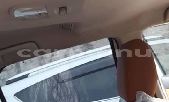 Acheter Occasion Voiture Toyota Fortuner Blanc à Brazzaville, Commune de Brazzaville Acheter Occasion Voiture Toyota Fortuner Blanc à Brazzaville, Commune de Brazzaville