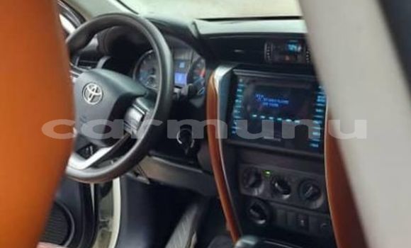 Acheter Occasion Voiture Toyota Fortuner Blanc à Brazzaville, Commune de Brazzaville Acheter Occasion Voiture Toyota Fortuner Blanc à Brazzaville, Commune de Brazzaville